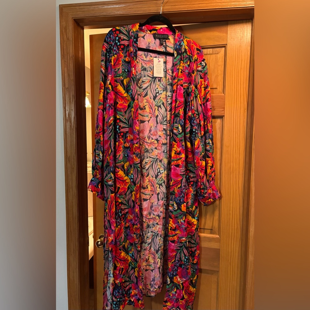 Eloquii Vibrant Floral Kimono